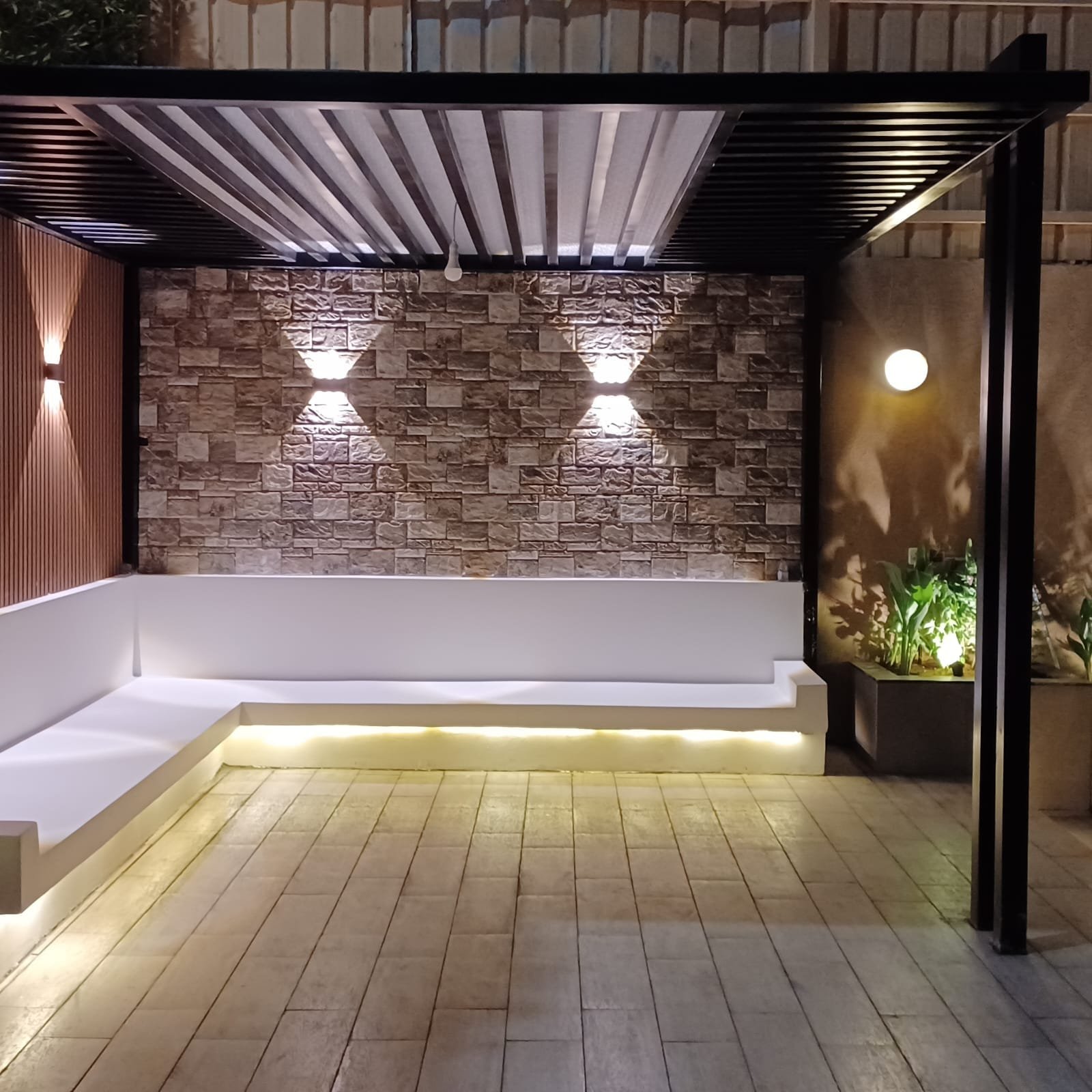 تركيب المظلات